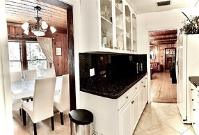 4BR, 4BA House Beach, Entertainment, Nightlife