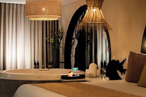 Almar Resort Luxury LGBT Beach Front Experience