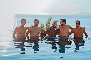 Almar Resort Luxury LGBT Beach Front Experience
