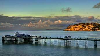 Superb Cintra Apartments