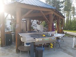 Blue River Cabins Campground & RV Park