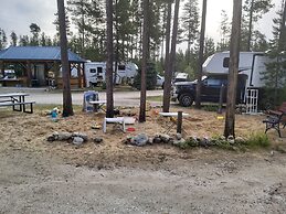Blue River Cabins Campground & RV Park