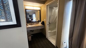 Huntington Beach Inn