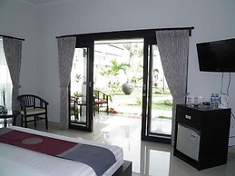 Kelapa Lovina Beach Villas