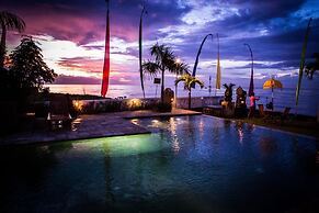 Kelapa Lovina Beach Villas