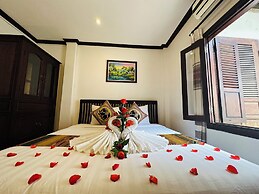 Thatsaphone Hotel