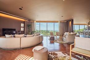 Vale d'Azenha Hotel and Residences