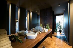 Vale d'Azenha Hotel and Residences