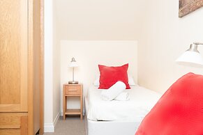 Bath Breaks Apartments