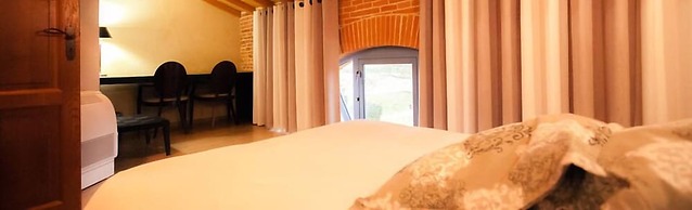 Les Ecuries de la Tour