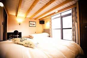 Les Ecuries de la Tour