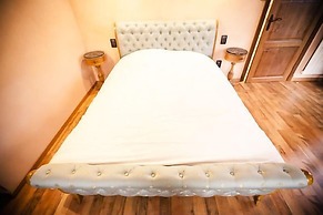 Les Ecuries de la Tour