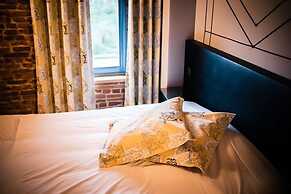 Les Ecuries de la Tour