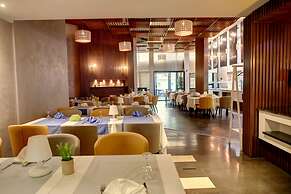 Hôtel Lac Léman, LES BERGES DU LAC