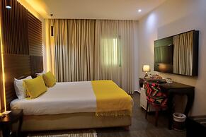 Hôtel Lac Léman, LES BERGES DU LAC