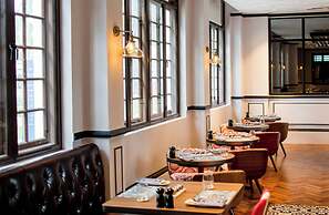 Hotel Indigo Singapore Katong  by IHG