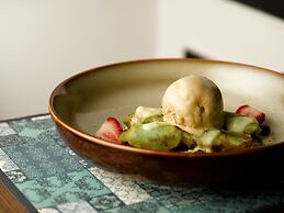 Hotel Indigo Singapore Katong  by IHG