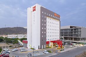 ibis Queretaro