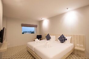 Nature Pine Residence