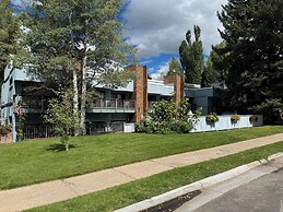 Shadow Mountain Lodge