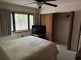 Shadow Mountain Lodge