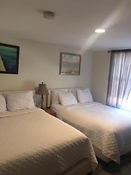 Misquamicut Beach Front Inn