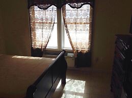 Misquamicut Beach Front Inn