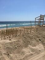 Misquamicut Beach Front Inn