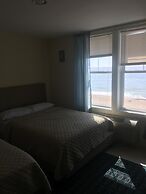 Misquamicut Beach Front Inn