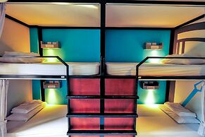 OYO 501 At Night Hostel