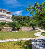 Krouzeri Beach Apartments