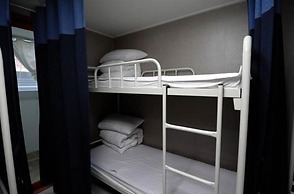 Lombard House - Hostel