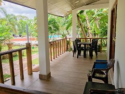 Tishan Holiday Resort