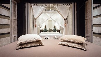 Suarga Padang Padang