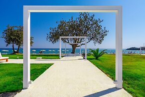 Kamari Beach Hotel - All inclusive