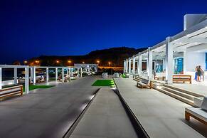 Kamari Beach Hotel - All inclusive