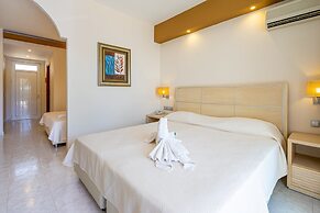 Kamari Beach Hotel - All inclusive