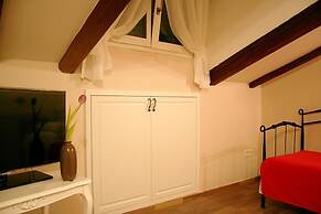 Banica Apartments & Rooms