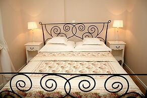 Banica Apartments & Rooms