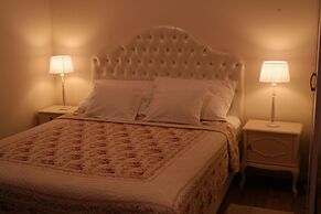 Banica Apartments & Rooms