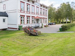 Varmland Hotel