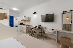 'Lindian Myth' Sea View Studios