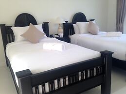 Koranaree Courtyard Boutique Hotel