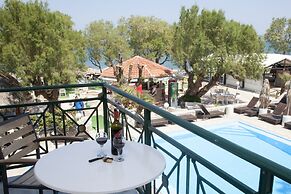 Troulakis Beach Hotel