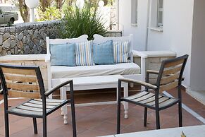 Troulakis Beach Hotel