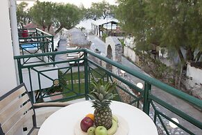 Troulakis Beach Hotel