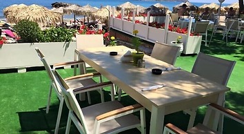 Troulakis Beach Hotel