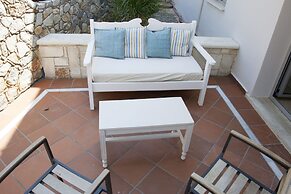 Troulakis Beach Hotel