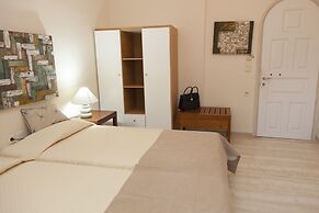 Troulakis Beach Hotel