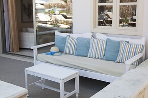 Troulakis Beach Hotel